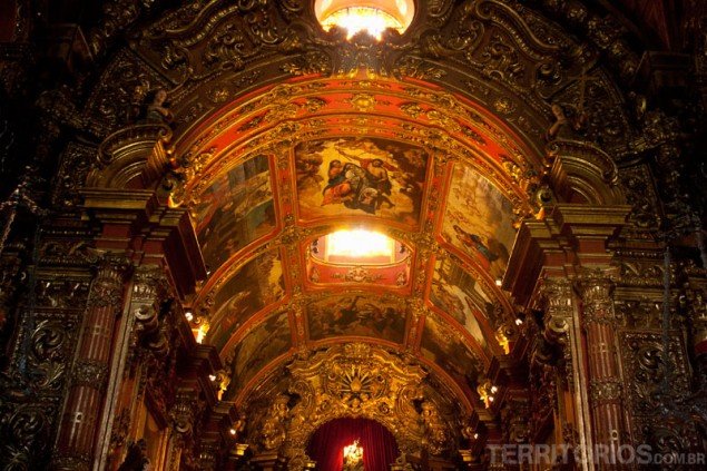 Inside São Bento Monastery